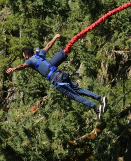 Bungee jumping